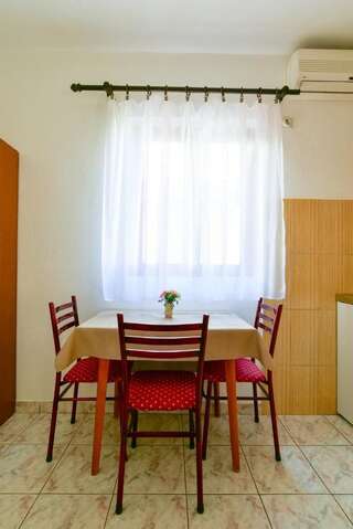 Гостевой дом Rooms and Apartments Oregon Будва Номер-студио "Комфорт"-6