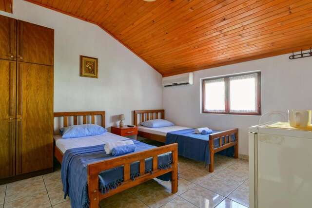 Гостевой дом Rooms and Apartments Oregon Будва-43